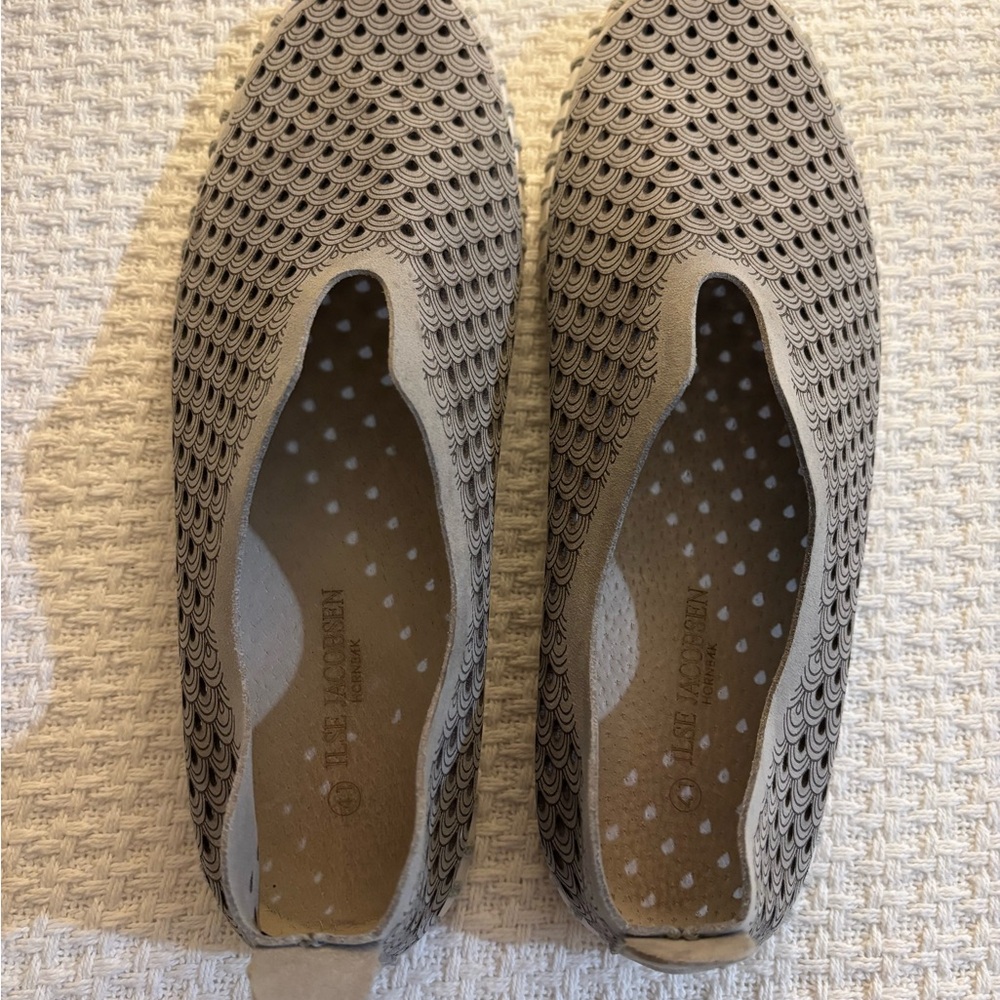 Ilse Jacobsen Gray Perforated Flats Size 41 (US Size 10)